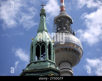 Berlin, Fernsehturm und Marienkirche, Details Stockfoto