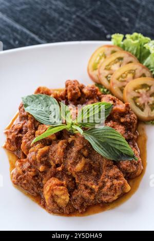 Traditionelles kambodschanisches khmer-Gewürzgarnelen-Amok-Curry Stockfoto