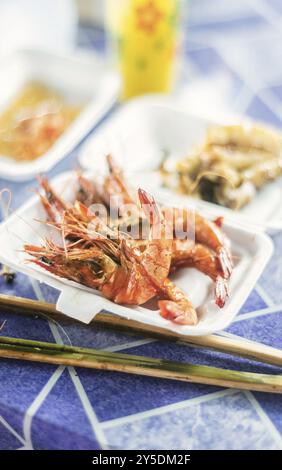 Asiatische Riesengarnelen im kep cambodia Street Stand Restaurant Stockfoto