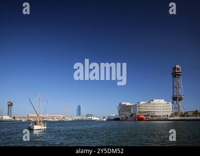 Welthandelszentrum und barcelona Hafen vell Seilbahn jaume I Turm in spanien Stockfoto