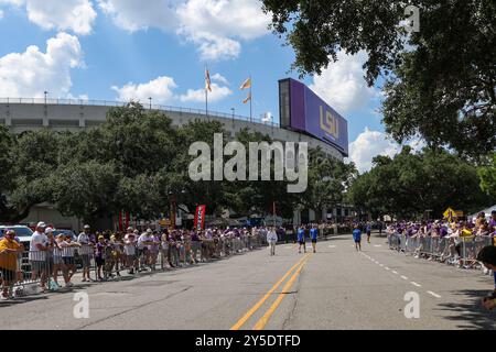 Baton Rouge, LA, USA. September 2024. Die neue LSU-Anzeigetafel überblickt den Victory Hill vor dem NCAA-Fußballspiel zwischen den UCLA Bruins und den LSU Tigers im Tiger Stadium in Baton Rouge, LA. Jonathan Mailhes/CSM/Alamy Live News Stockfoto