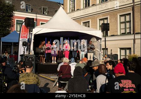 Lund, Schweden. September 2024. Vorstellung auf dem Hauptplatz in Lund während der Kulturnacht 2024, Lund, Schweden, 21. September 2024 Credit: Stig Alenäs/Alamy Live News Stockfoto