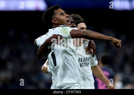 Madrid, Spanien. September 2024. Madrid, Spanien; 21.09.2024.- Rodrygo erzielt ein Tor. Real Madrid gegen Espanyol Spieltag 6 der spanischen Fußballliga im Stadion Santiago Bernabéu in der Hauptstadt des Königreichs Spanien. Real Madrid schlägt Espanyol 4-1 mit Toren von Dani Carvajal, Rodrygo Goes, Vinícius Júnior und Kylian Mbappé Credit: Juan Carlos Rojas/dpa/Alamy Live News Stockfoto