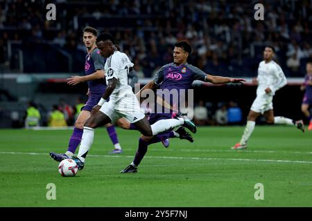 Madrid, Spanien. September 2024. Madrid, Spanien; 21.09.2024.- Vinicius Jr. erzielt Tor. Real Madrid gegen Espanyol Spieltag 6 der spanischen Fußballliga im Stadion Santiago Bernabéu in der Hauptstadt des Königreichs Spanien. Real Madrid schlägt Espanyol 4-1 mit Toren von Dani Carvajal, Rodrygo Goes, Vinícius Júnior und Kylian Mbappé Credit: Juan Carlos Rojas/dpa/Alamy Live News Stockfoto