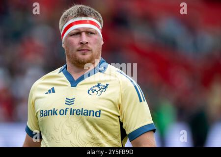 Limerick, Irland. September 2024. John Ryan von Munster während des Spiels der United Rugby Championship Runde 1 zwischen Munster Rugby und Connacht Rugby im Thomond Park in Limerick, Irland am 21. September 2024 (Foto: Andrew SURMA/ Credit: SIPA USA/Alamy Live News Stockfoto