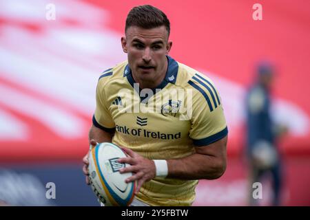 Limerick, Irland. September 2024. Shane Daly aus Munster während des Spiels der United Rugby Championship Runde 1 zwischen Munster Rugby und Connacht Rugby im Thomond Park in Limerick, Irland am 21. September 2024 (Foto: Andrew SURMA/ Credit: SIPA USA/Alamy Live News Stockfoto