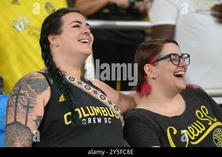 Columbus, Ohio, USA. September 2024. Die Fans der Columbus Crew feuern ihr Team gegen Orlando City SC in ihrem Spiel in Columbus, Ohio, an. Brent Clark/Cal Sport Media/Alamy Live News Stockfoto