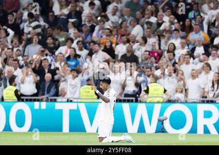 Madrid, Spanien. September 2024. Rodrygo Goes of Real Madrid feiert im Santiago Bernabeu Stadion ein Tor beim Spiel der La Liga 2024/25 zwischen Real Madrid und Espanyol. Endergebnis: Real Madrid 4-1 Espanyol. Quelle: SOPA Images Limited/Alamy Live News Stockfoto