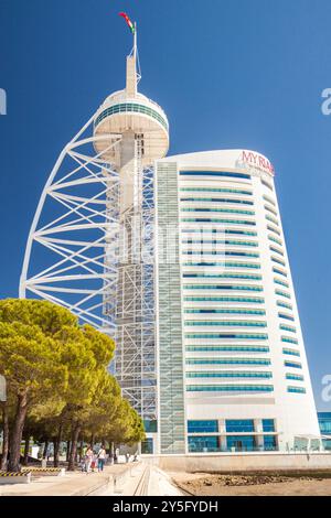 Vasco da Gama-Turm und Hotel im Parque Das Nações - Park der Nationen-, Lisboa, Portugal Stockfoto