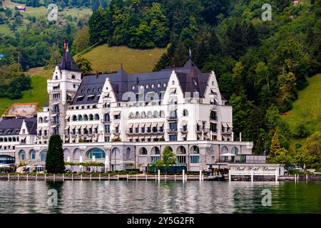 Vitznau, Schweiz - 19. Mai 2018: Blick im Park Hotel Vitznau am Luzerner See in der Schweiz. Es ist in einem neoklassizistischen Stil zu Beginn gebaut Stockfoto