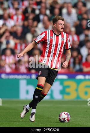 Sheffield, Großbritannien. September 2024. Harry Souttar von Sheffield United während des Sky Bet Championship Matches in der Bramall Lane, Sheffield. Der Bildnachweis sollte lauten: Simon Bellis/Sportimage Credit: Sportimage Ltd/Alamy Live News Stockfoto