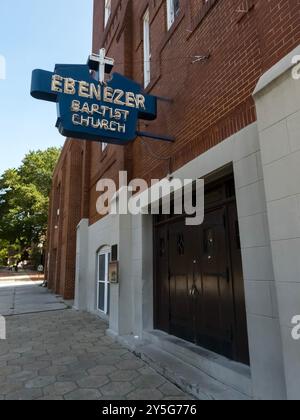 Atlanta, GA, USA. September 2024. Die Ebenezer Baptist Church in Atlanta ist eine historische Megachurch, die von Dr. Martin Luther King Jr. von 1960 bis 1968 mitbetreut wurde. Es war Gastgeber der Beerdigungen von King und John Lewis und wird von Senator Raphael Warnock geleitet. (Kreditbild: © Walter G. Arce Sr./ASP via ZUMA Press Wire) NUR REDAKTIONELLE VERWENDUNG! Nicht für kommerzielle ZWECKE! Stockfoto