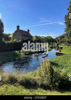 Walsham Lock Tore am Fluss Wey bei Ripley in Surrey, Großbritannien Stockfoto