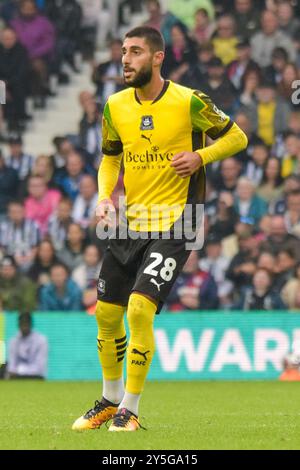 Birmingham, Großbritannien. September 2024. Plymouth Argyle Mittelfeldspieler Rami Al Hajj (28) während des West Bromwich Albion FC gegen Plymouth Argyle FC SKY BET EFL Championship Match bei den Hawthorns, West Bromwich, Birmingham, England, Großbritannien am 21. September 2024 Credit: Every Second Media/Alamy Live News Stockfoto