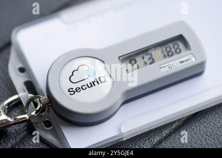 SecurID RSA sicheres Zugriffs- und Authentifizierungsgerät für Netzwerksicherheit und identitätsverschlüsselte Verwaltungstechnologie Stockfoto