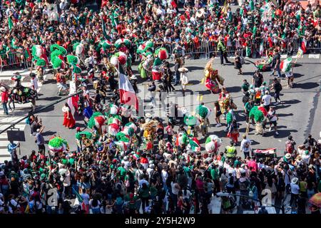 Die mexikanische Independence Day-Parade ist eine jährliche Feier entlang der Madison Avenue in Manhattan, 2024, New York City, USA Stockfoto