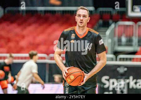 Chemnitz, Deutschland 22. September 2024: 1.BBL - 2024/2025 - Niners Chemnitz vs. Ratiopharm Ulm im Bild: Phillipp Herkenhoff (Ulm) Stockfoto