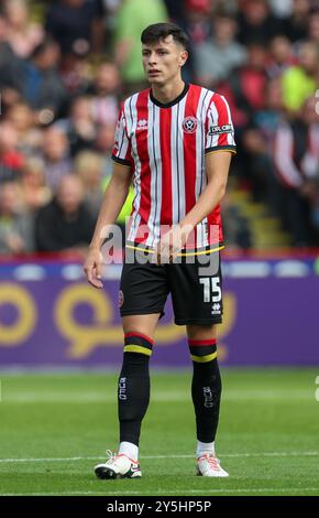 Sheffield, Großbritannien. September 2024. Sheffield United Defender Anel Ahmedhodzic (15) während des SKY Bet EFL Championship Matches von Sheffield United FC gegen Derby County FC in der Bramall Lane, Sheffield, England, Großbritannien am 21. September 2024 Credit: Every Second Media/Alamy Live News Stockfoto