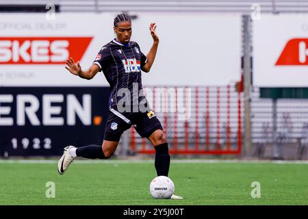 OSS, 22.09.2024 , Frans Heesen Stadium , Fußball, Keukenkampioen divisie , Saison 2024 / 2025 , FC Eindhocen Spieler Terrence Douglas während des Spiels TOP Oss - FC Eindhoven Stockfoto