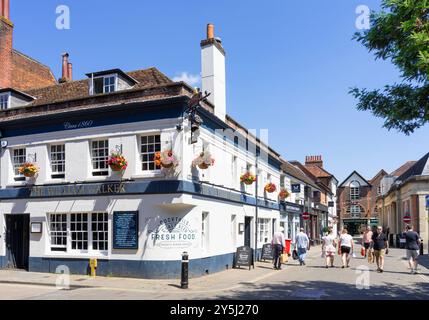 Pub uk The William Walker Winchester ein viktorianischer Pub im Stadtzentrum von Winchester Hampshire England Großbritannien GB Europa Stockfoto