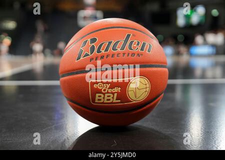 Hamburg, Deutschland. September 2024. Symbolbild, Themenfoto, Symbol, Spielball, Easycredit BBL, GER, Veolia Towers Hamburg vs Alba Berlin, Basketball, Bundesliga, Spieltag 1, Saison 2024/2025, 22.09.2024 Foto: Eibner-Pressefoto/Max Vincen Credit: dpa/Alamy Live News Stockfoto