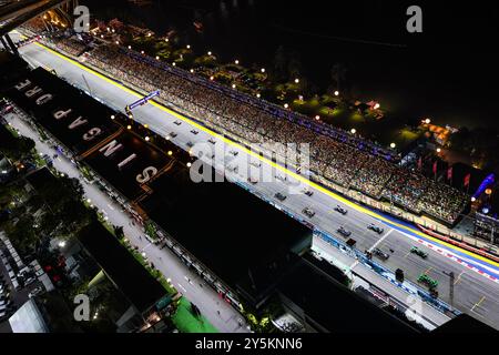 Singapur, Singapur. September 2024. Start des Rennens während des Formel-1-Grand-Prix 2024 von Singapur, 18. Runde der Formel-1-Weltmeisterschaft 2024 vom 20. Bis 22. September 2024 auf dem Marina Bay Circuit in Singapur, Singapur - Foto Florent Gooden/DPPI Credit: DPPI Media/Alamy Live News Stockfoto