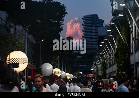 Singapur, Singapur. September 2024. Abbildung des Paddocks während des Formel-1-Grand-Prix 2024 von Singapur, 18. Runde der Formel-1-Weltmeisterschaft 2024 vom 20. Bis 22. September 2024 auf dem Marina Bay Circuit in Singapur, Singapur - Foto Florent Gooden/DPPI Credit: DPPI Media/Alamy Live News Stockfoto