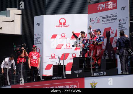 Vinales fuhr sein Aprilia-Bike am Ende des Emilia Romagna GP-Rennens in Italien Stockfoto