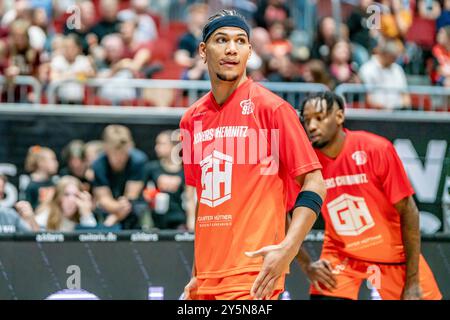 Chemnitz, Deutschland 22. September 2024: 1.BBL - 2024/2025 - Niners Chemnitz vs. Ratiopharm Ulm im Bild: NicholasTischler (Chemnitz) Stockfoto