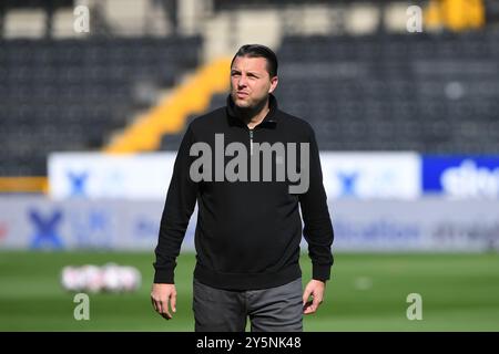 Mark Bonner, Manager von Gillingham während des Spiels der Sky Bet League 2 zwischen Notts County und Gillingham in der Meadow Lane, Nottingham am Samstag, den 21. September 2024. (Foto: Jon Hobley | MI News) Credit: MI News & Sport /Alamy Live News Stockfoto