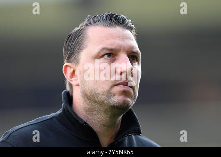 Mark Bonner, Manager von Gillingham während des Spiels der Sky Bet League 2 zwischen Notts County und Gillingham in der Meadow Lane, Nottingham am Samstag, den 21. September 2024. (Foto: Jon Hobley | MI News) Credit: MI News & Sport /Alamy Live News Stockfoto