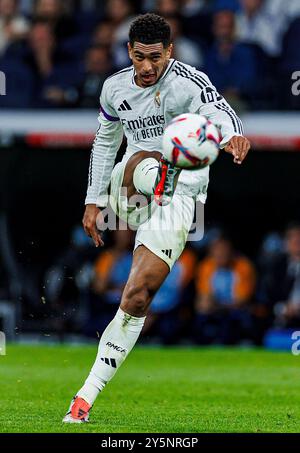 Madrid, Deutschland. September 2024. Fussball La Liga 6. Spieltag Real Madrid - Espanyol Barcelona am 21.09.2024 im Estadio Santiago Bernabeu in Madrid Jude Bellingham ( Madrid ) Foto: Revierfoto Credit: ddp Media GmbH/Alamy Live News Stockfoto