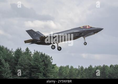 20-5600: USAF Lockheed Martin F-35A Lightning II verlässt die RAF Lakenheath Stockfoto