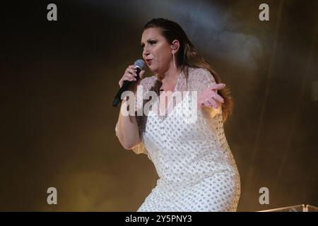 Madrid, Spanien. September 2024. Niña Pastori ( Maria Rosa Garcia) während einer Aufführung im Wizink Center am 22. September 2024 in Madrid, Spanien. Quelle: SIPA USA/Alamy Live News Stockfoto