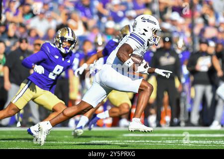 21. September 2024: Nordwest Wildcats Wide Receiver A.J. Henning (8) während des NCAA Football Spiels zwischen den Nordwest Wildcats und Washington Huskies in Seattle, WA. Washington besiegte Northwestern mit 24:5. Steve Faber/CSM Stockfoto