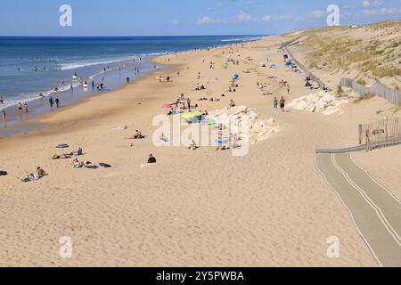 Die Atlantikküste am Lacanau-Ocean im Medoc in Gironde im Südwesten Frankreichs. Lacanau-Océan, Médoc, Gironde, Nouvelle Aquitaine, Fran Stockfoto