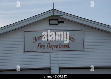 Schild der Freiwilligen Feuerwehr Fermeuse-Port Kirwan auf NL 10 in Fermeuse, Neufundland & Labrador, Kanada Stockfoto