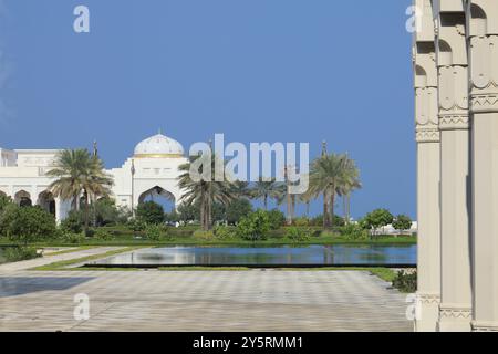 Architektonisches Wahrzeichen Qasr Al Watan Presidential Palace Complex in Abu Dhabi, Vereinigte Arabische Emirate (VAE) Stockfoto