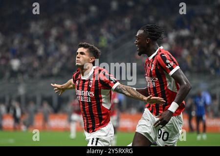 Christian Pulisic vom AC Mailand feierte nach einem Tor während des italienischen Fußballspiels der Serie A zwischen Inter FC und AC Milan am 22. September 2024 im Giuseppe Meazza San Siro Siro-Stadion in Mailand. Foto: Tiziano Ballabio Stockfoto