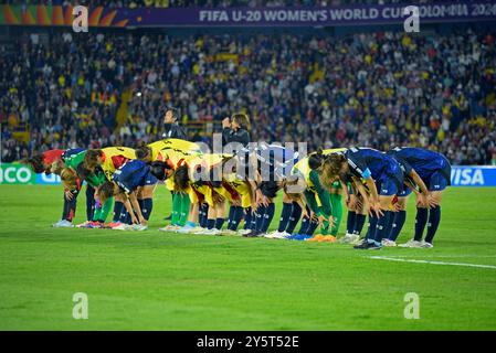 Bogota, Kolumbien. September 2024. Spieler aus Japan nach dem Endspiel der FIFA U-20-Frauen-Weltmeisterschaft Kolumbien 2024 zwischen Nordkorea und Japan am 22. September 2024 im El Campin Stadium in Bogota. Foto: Julian Medina/DiaEsportivo/Alamy Live News Credit: DiaEsportivo/Alamy Live News Stockfoto