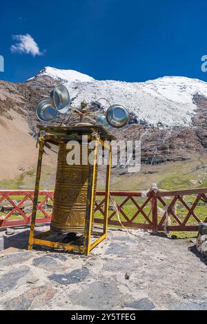 Ein Bild aus dem Jahr 2019 des Karo-la-Gletschers Mt. Noijin Kangsang in Tibet Stockfoto