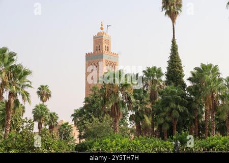 Parc Lalla Hasna à côté de la Mosquée Koutoubia à Marrakesch au Moroc. Tourismus, Touristen, Sehenswürdigkeiten. Marrakesch, Region Marrakesch-Safi, Marokko, Nord-Af Stockfoto