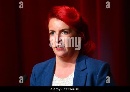 Liverpool, Großbritannien. 22. September 2024. Die Verkehrsministerin Louise Haigh spricht auf einer Rally for Local Government-Rahmenveranstaltung auf der Labour Party-Konferenz in Liverpool. Das Foto sollte lauten: Matt Crossick/Empics/Alamy Live News Stockfoto