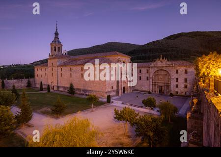 Königliches Kloster von San Millán de Yuso, erbaut 1053 von König García Sánchez III. Von Navarra, San Millán de la Cogolla, La Rioja, Spanien Stockfoto