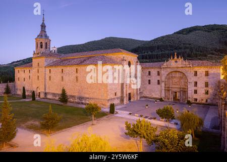 Königliches Kloster von San Millán de Yuso, erbaut 1053 von König García Sánchez III. Von Navarra, San Millán de la Cogolla, La Rioja, Spanien Stockfoto