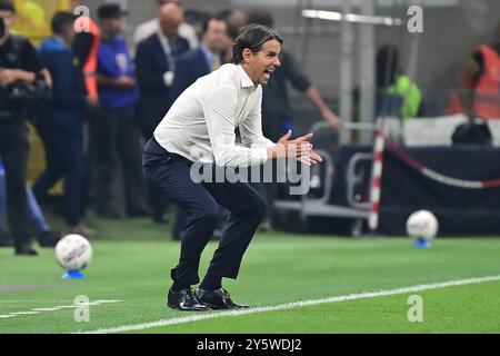 Inter Mailand-Trainer Simone Inzaghi während des italienischen Fußballspiels der Serie A Inter Mailand und AC Mailand im San Siro Stadion in Mailand, Italien am 22. September 2024. Quelle: Piero Cruciatti/Alamy Live News Stockfoto