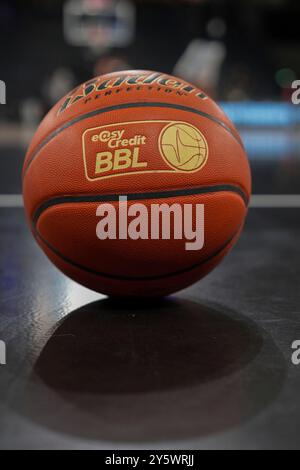 Hamburg, Deutschland. September 2024. Symbolbild, Themenfoto, Symbol, Spielball, DE, Veolia Towers Hamburg vs Alba Berlin, Basketball, Bundesliga, Spieltag 1, Saison 2024/2025, 22.09.2024 Foto: Eibner-Pressefoto/Max Vincen Credit: dpa/Alamy Live News Stockfoto