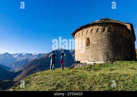 Kapelle von Sant Miqueu (Kapelle von San Miguel), datiert auf das 10. Jahrhundert, frühromanische, Vilamos, Aran-Tal, Katalonien, Pyrenäen, Stockfoto