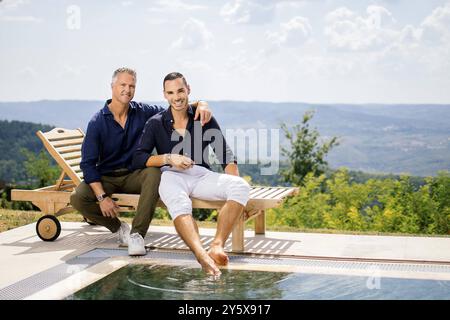 Oprtalj, 210824. Ralph Schumacher, ehemaliger Formel-1-Fahrer, Traubenernte und Weinkellerei. Auf dem Foto: Ralf Schumacher und seine Partnerin Etienne Bousquet-Cassagne. Foto: Vedran Peteh / CROPIX Copyright: XxVedranxPetehx schumacher oprtalj47-210824 Stockfoto