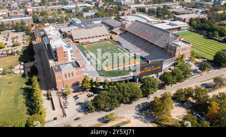 Das University of Illinois Memorial Stadium ist das Heimstadion der NCAA Fighting Illini. Stockfoto